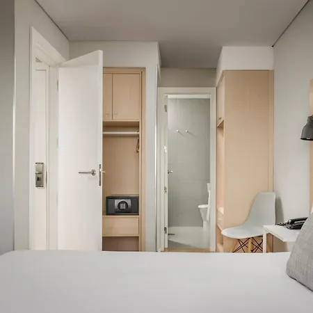 Cliphotel 3* 빌라노바데가이아