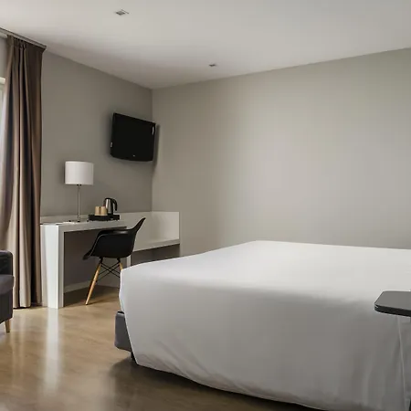 Cliphotel 호텔 3*