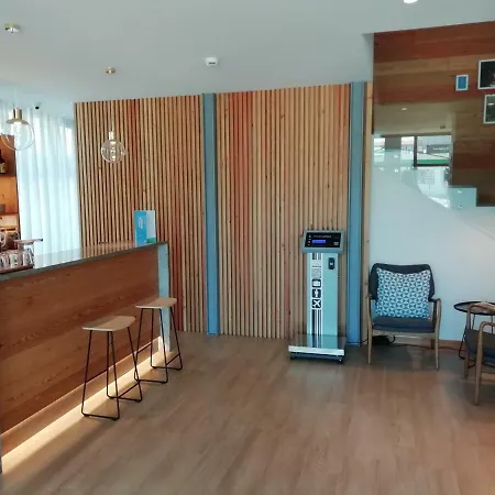 Cliphotel מלון 3*